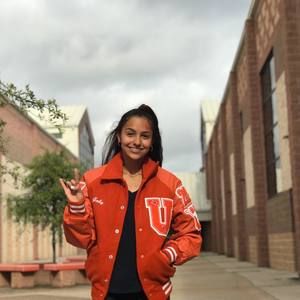 Meet your Posher, Gabriela